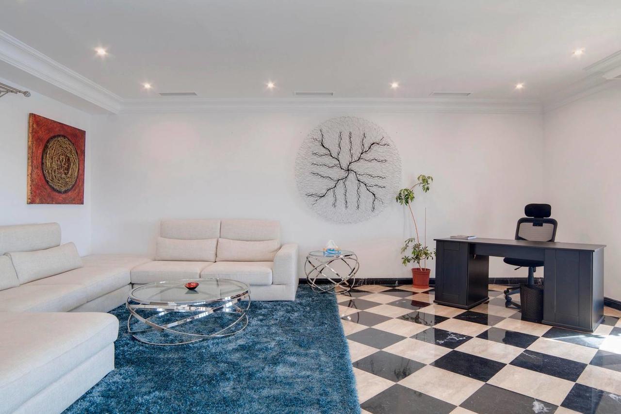 Oleholidays Pb 218 Primera Linea De Mar Puerto Banus Apartment Marbella Exterior photo